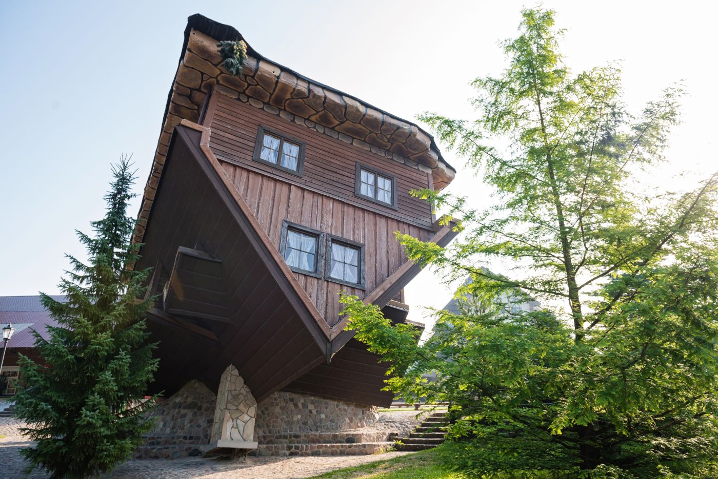 hotel w otulinie lasu